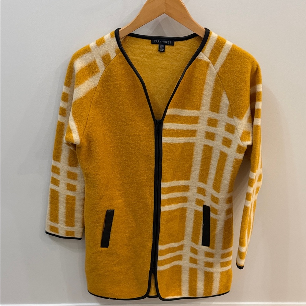 Parkhurst Mustard Wool Blend Double Zip Cardigan with Black Accents – Medium
